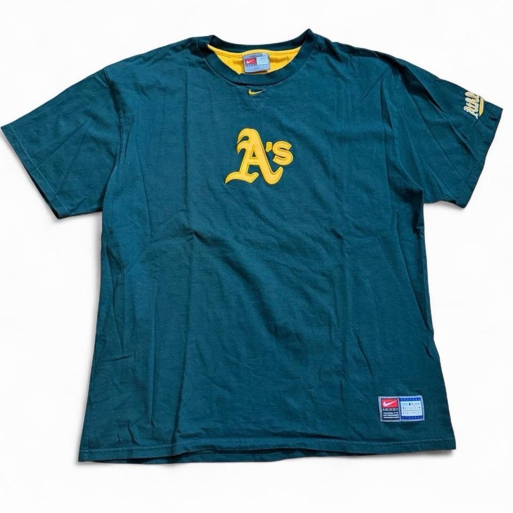 Vintage Nike Center Swoosh Oakland Athletics T-Shirt Size XL 90s Y2K 2000s